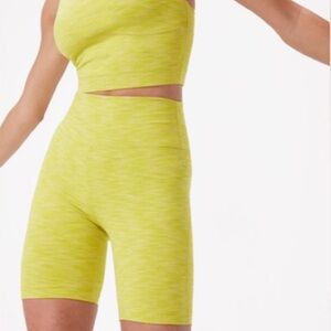 Outdoor Voices Flow 7” Biker Short in Bright Chartreuse